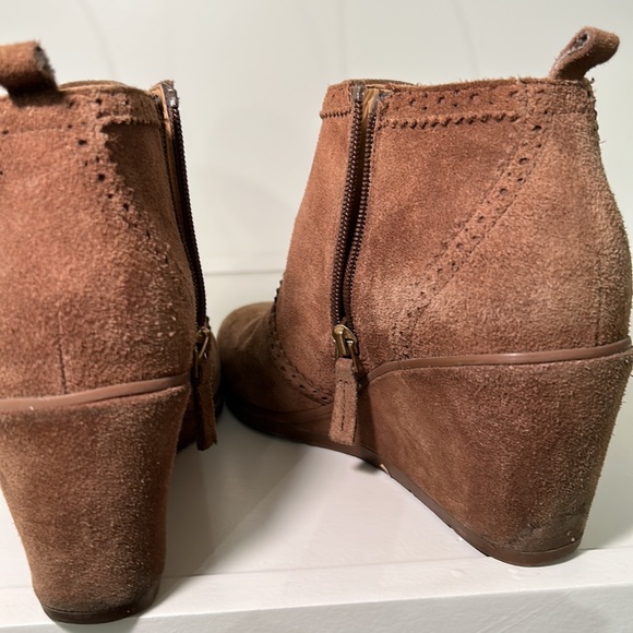 Draco Sarto brown|tan wedge ankle bootie - Picture 6 of 9